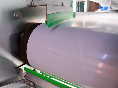 使用自動(dòng)化養(yǎng)雞設(shè)備的養(yǎng)殖場(chǎng)要注意這些問題